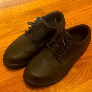 Boys brown dress shoe Sz 6 1/2 W see description